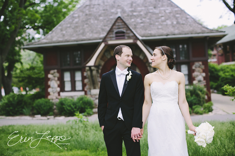 Chicago Wedding Photographer Murphy vivo restaraunt wedding engagement-14