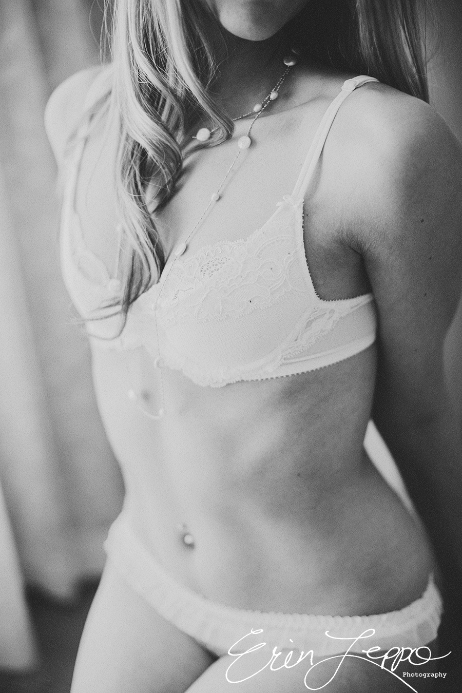 chicago boudoir photographer trump tower hotel-4